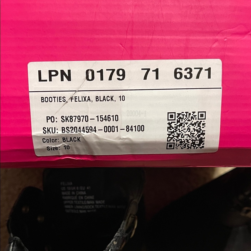 Shoe-dazzle Black Ankle Boots - Picture 8 of 9